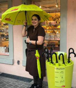 KLAUS Confiserie Café AG: Foto 3 Leihschirmaktion bülachSTADT